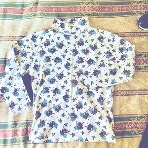 Christmas Turtleneck with Wreath Pattern. Size L